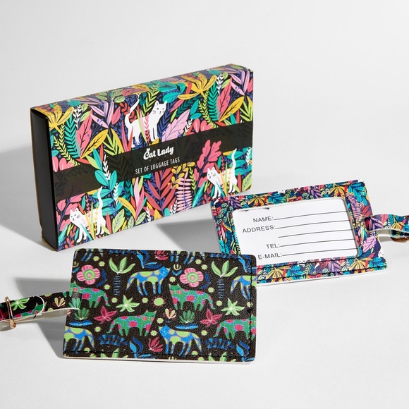 ONE Cat Lady Luggage Tag - Picture 2 of 8